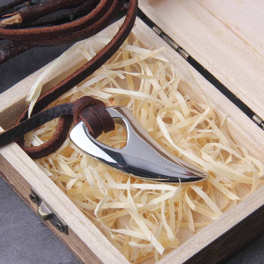 Never Fade Wolf Fang Tooth Spike Pendant Necklace Men Women Animal Tooth Leather Rope Necklace Fashion Fitness Jewelry